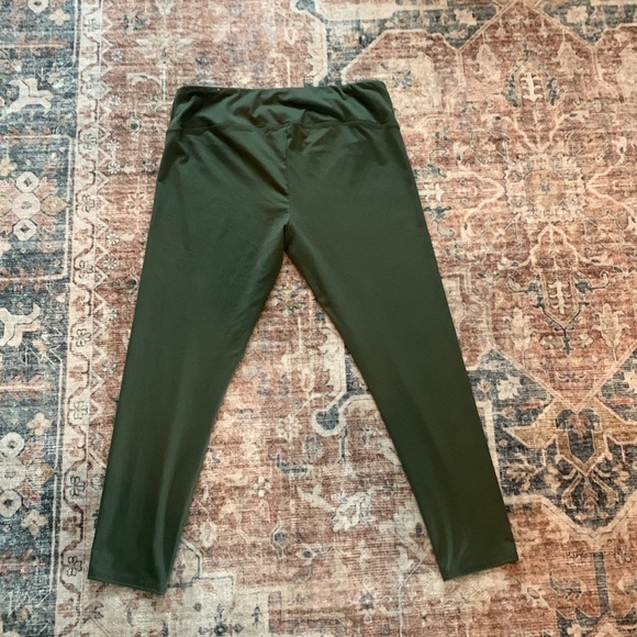 Maurices inMOTION Leggings - Picture 4 of 4